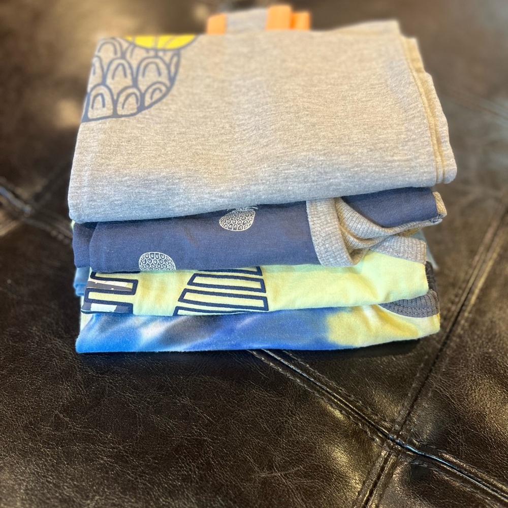 (4) Tommy Bahama size 6/8 tank tops new without tags